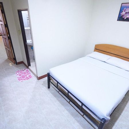 Toon Guesthouse Sukhothai Esterno foto