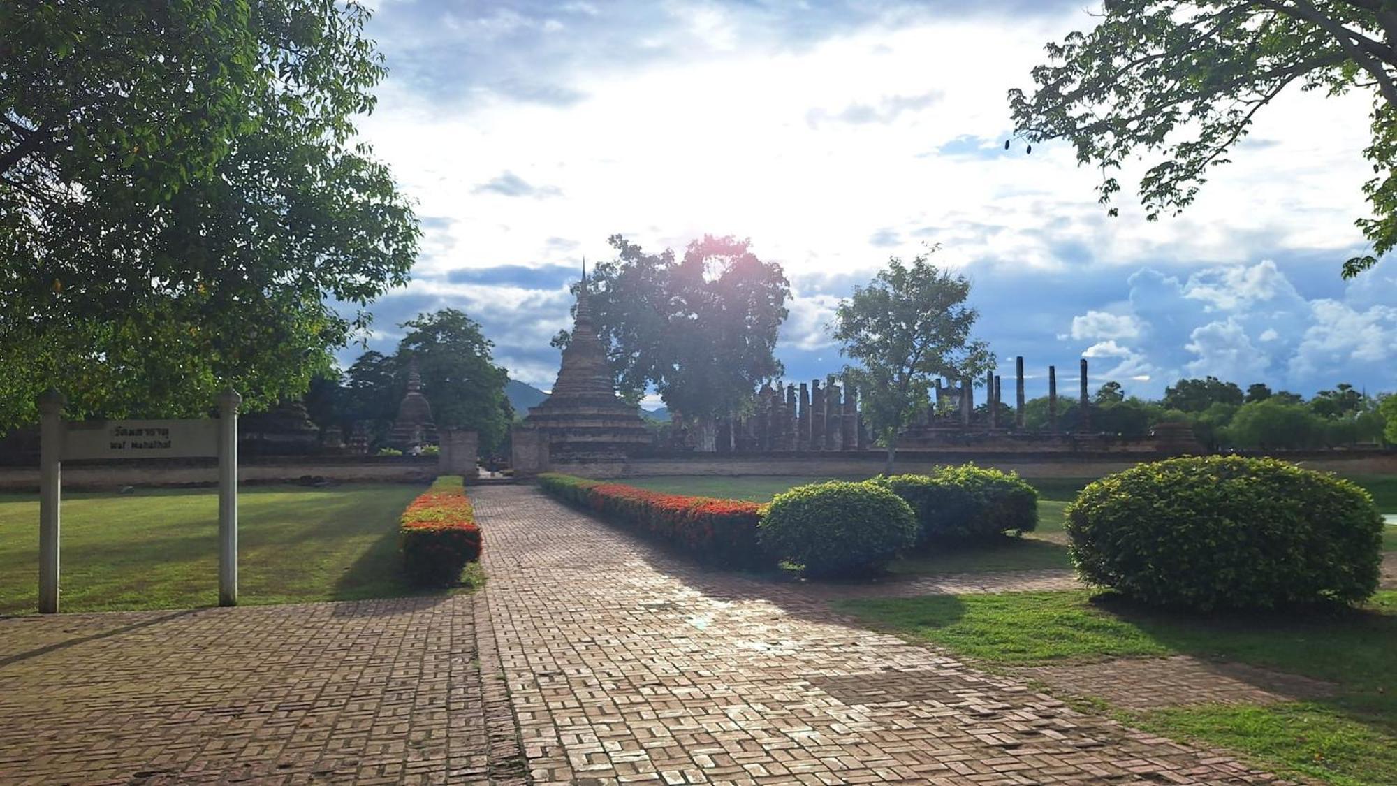 Toon Guesthouse Sukhothai Esterno foto